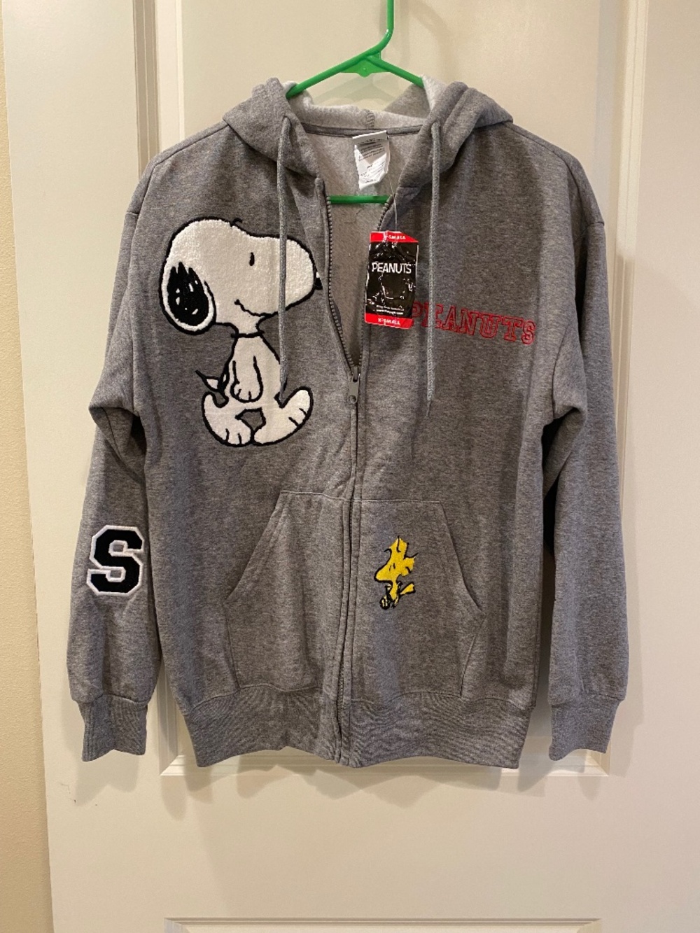 NWT Peanuts Snoopy & Woodstock Zip Hoodie
